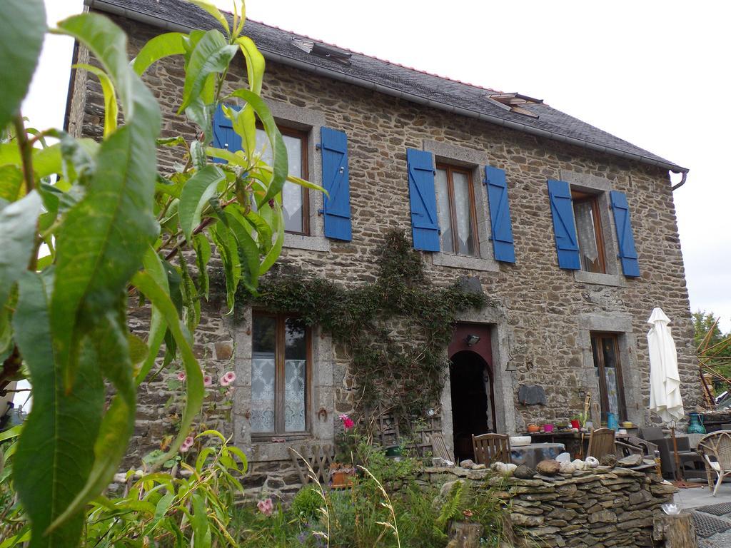 Tyrbourg Hotel Lopérec Exterior photo
